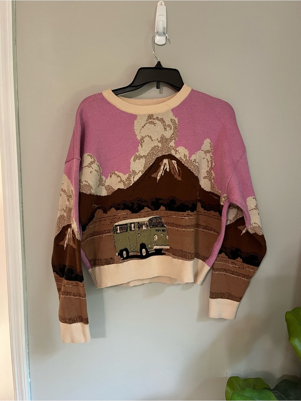 Cider long sleeve Volkswagen fall sweater size small